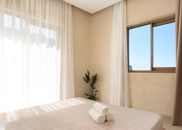 Acai Plant Based Hotell 4*